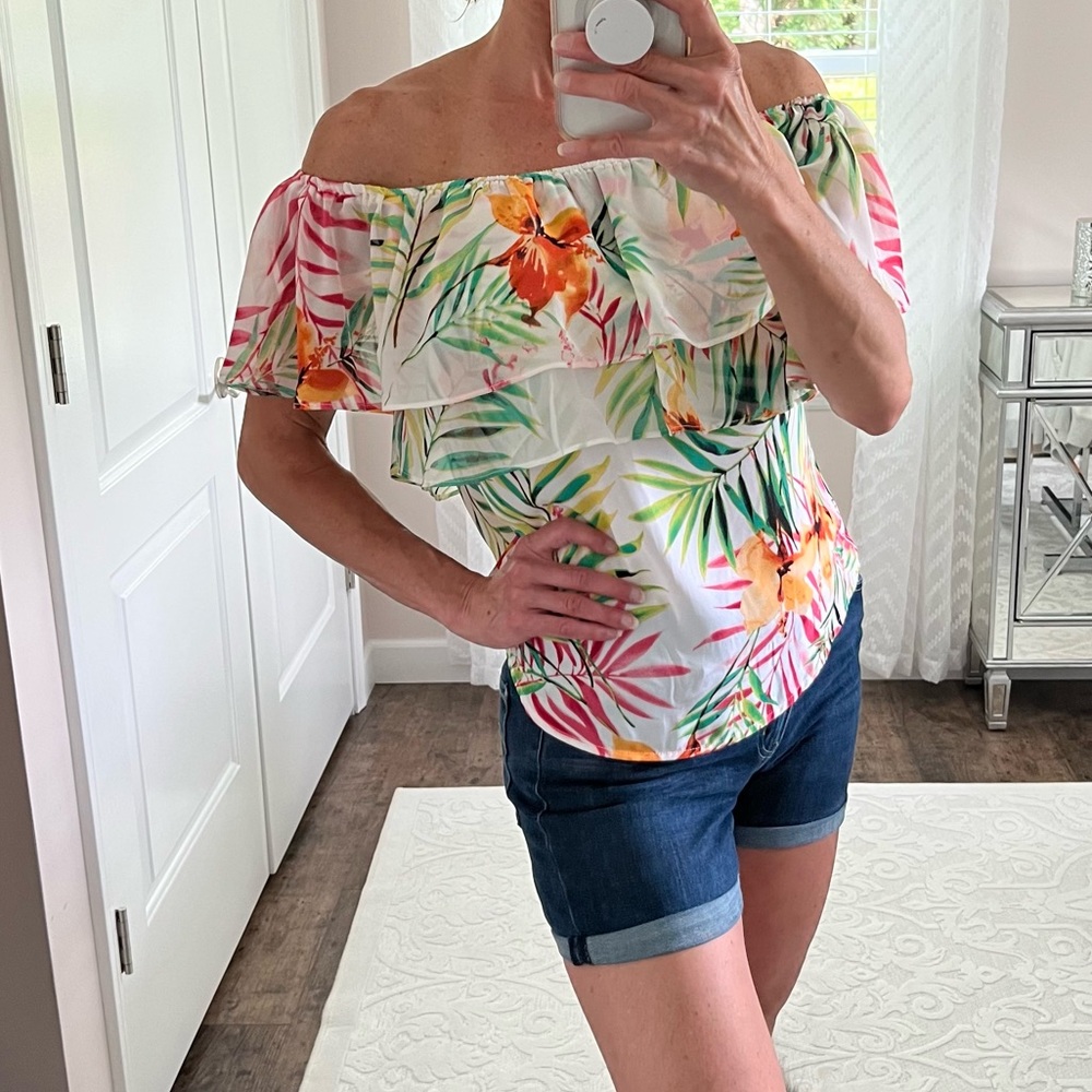 NYCO 7th Avenue Design Studio Tropical Floral Off Shoulder Ruffle Blouse Medium